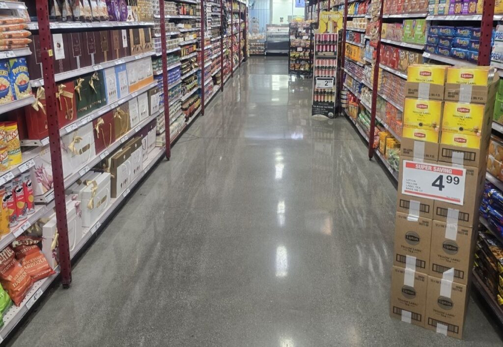 discount grocery store