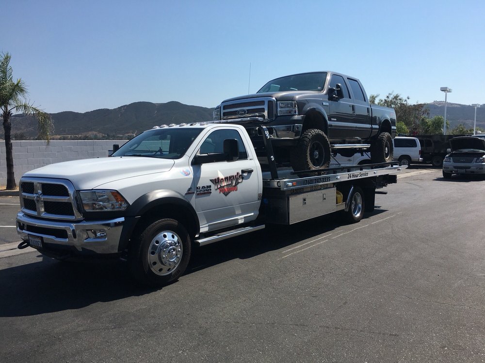 towing service in Santa Ana